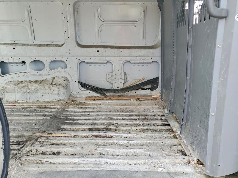 2018 Nissan NV 2500 Delivery Van