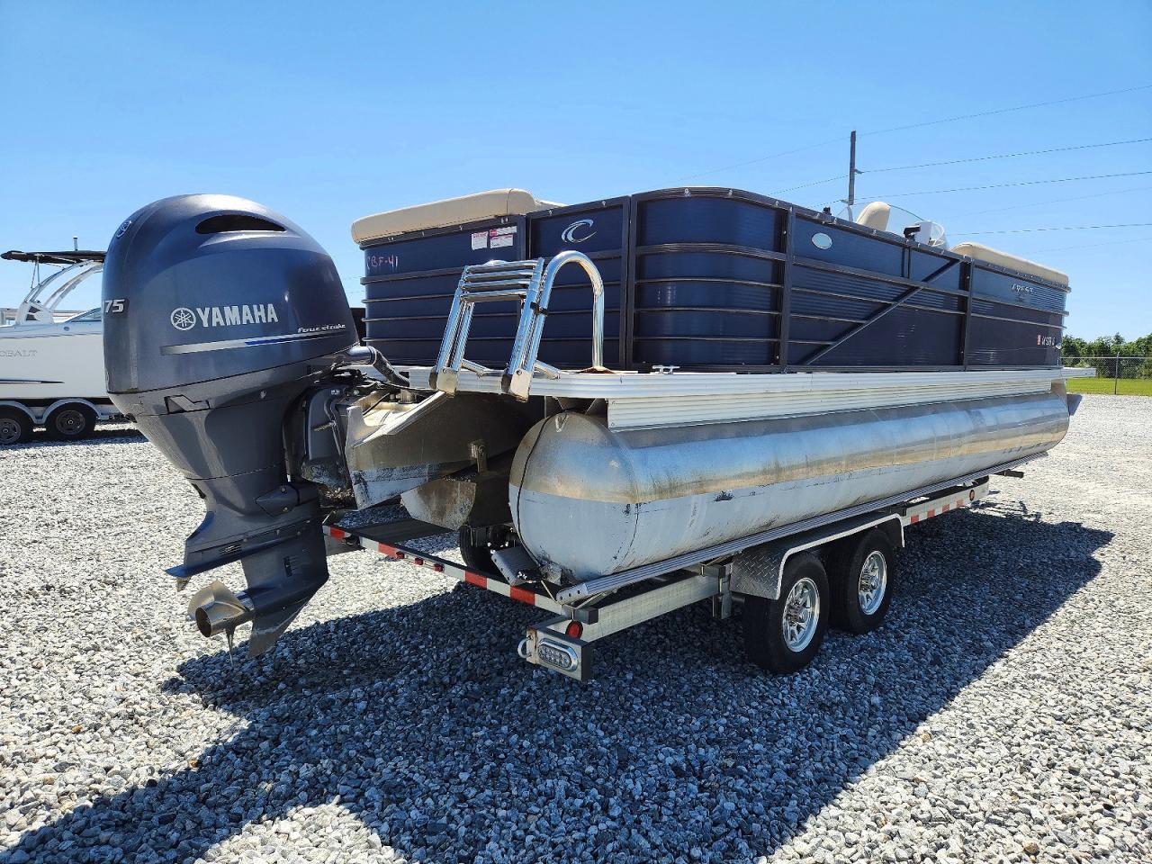 2017 Crest-Maurell Products Boat