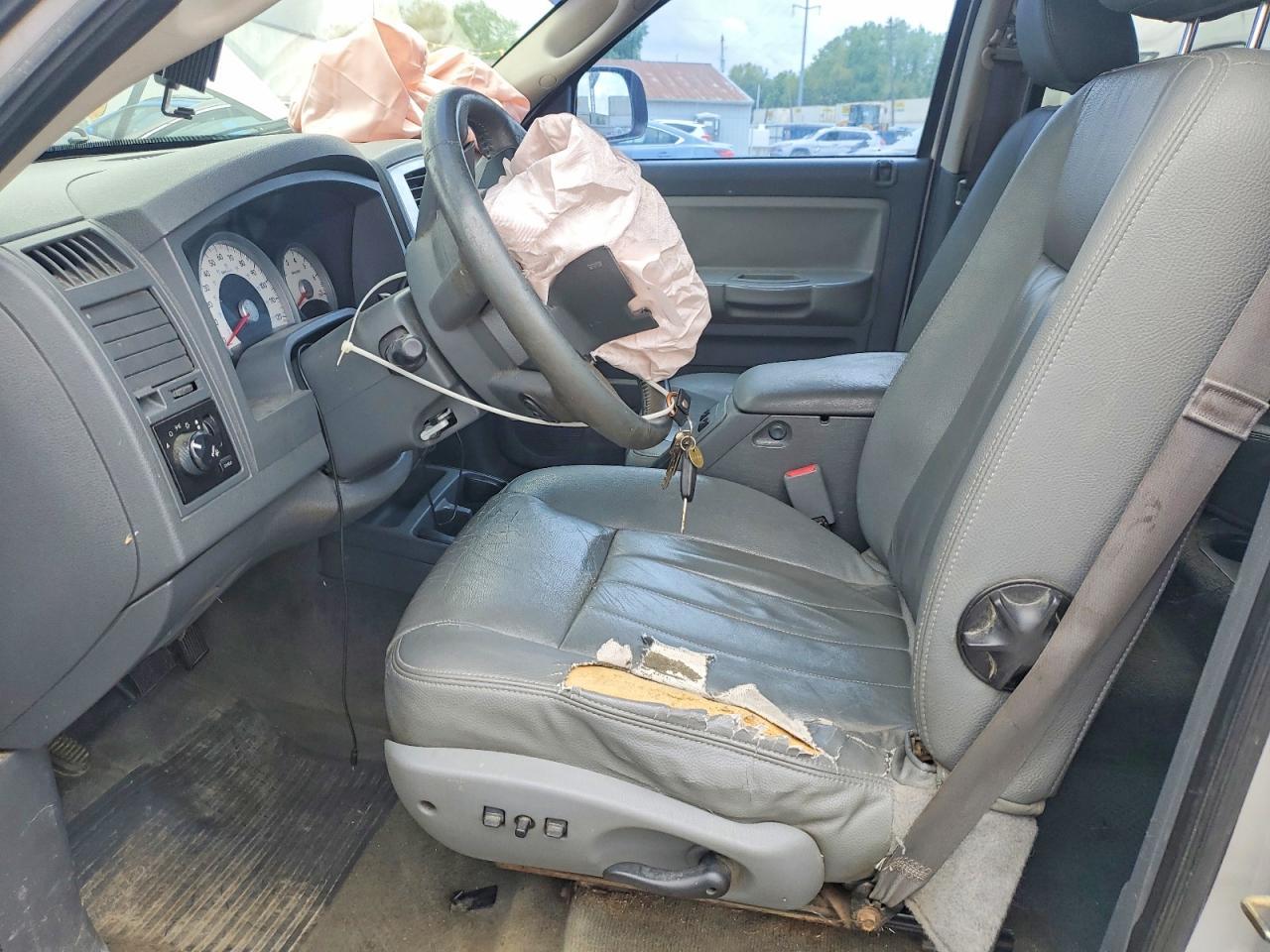 2005 Dodge Dakota Quad Laramie