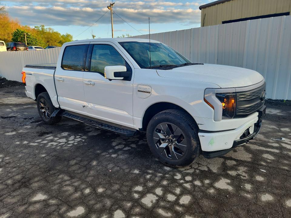2022 Ford F150 Lightning PRO