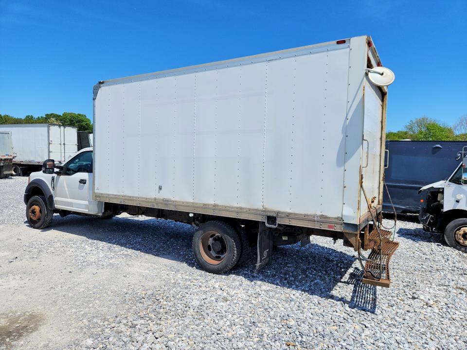 2017 Ford F450 Super Duty BOX Truck