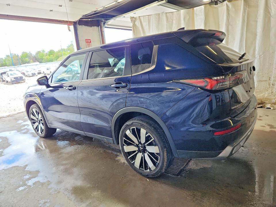 2025 Mitsubishi Outlander se