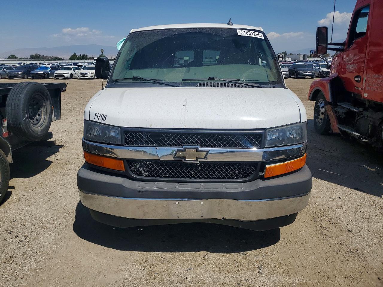 2017 Chevrolet Express G3500 LT