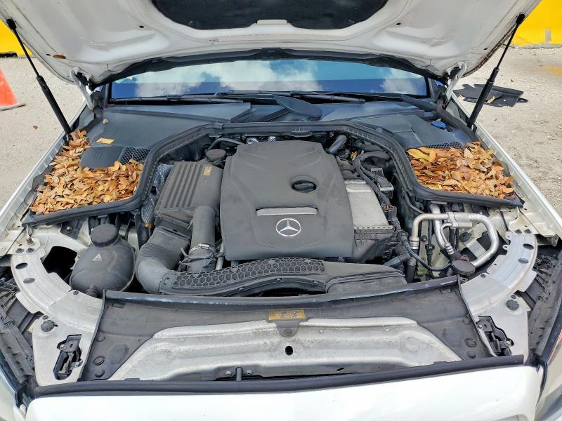 2016 Mercedes-Benz C300