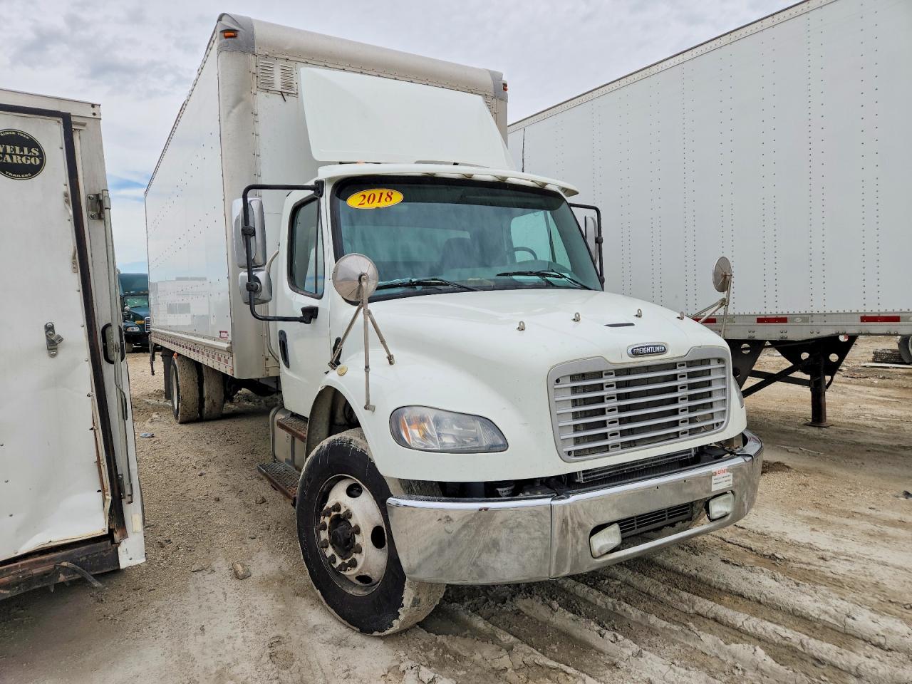 2019 Freightliner Business Class M2 BOX Truck