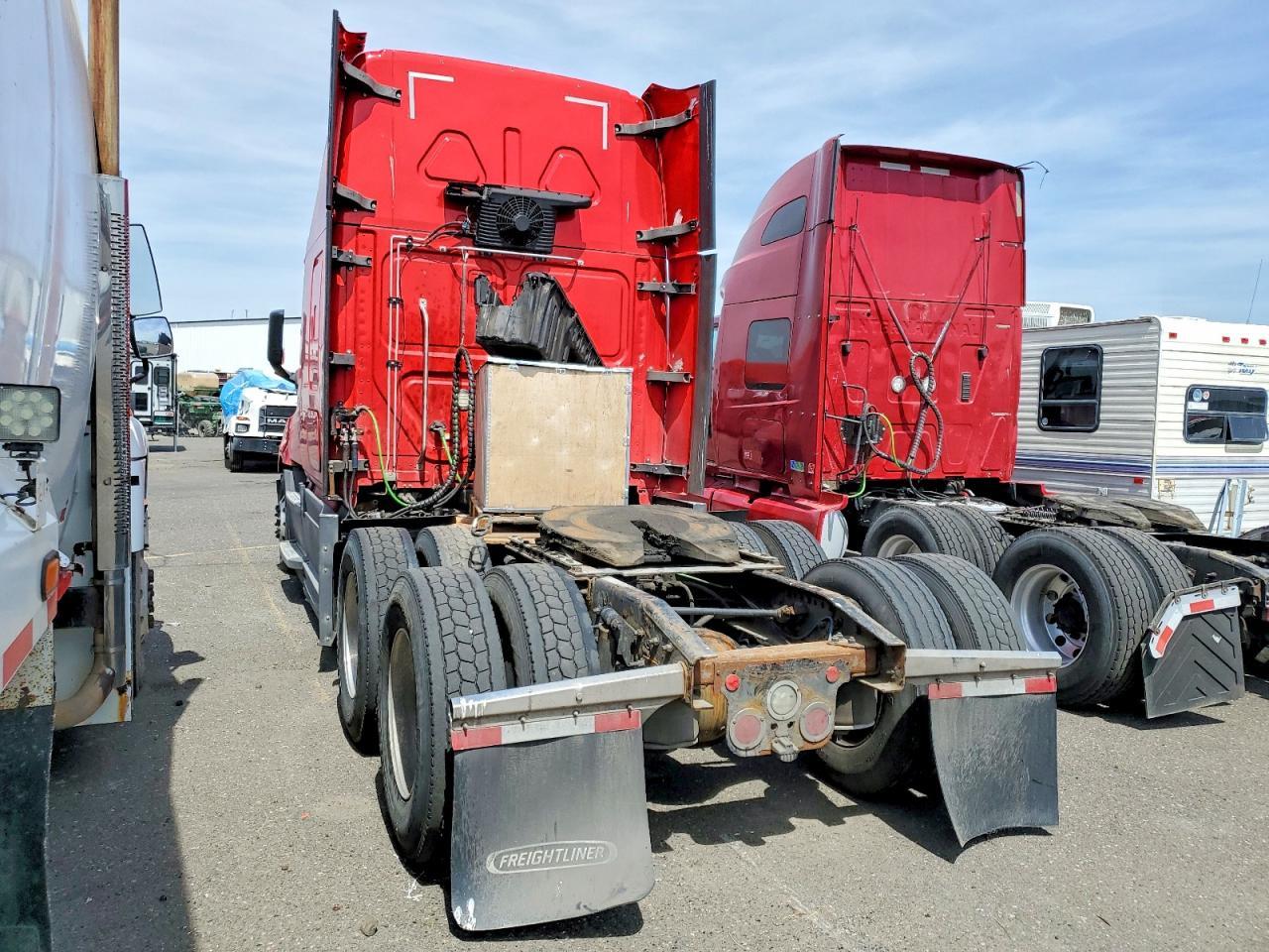2019 Freightliner Cascadia 1-DRY Van Trailer