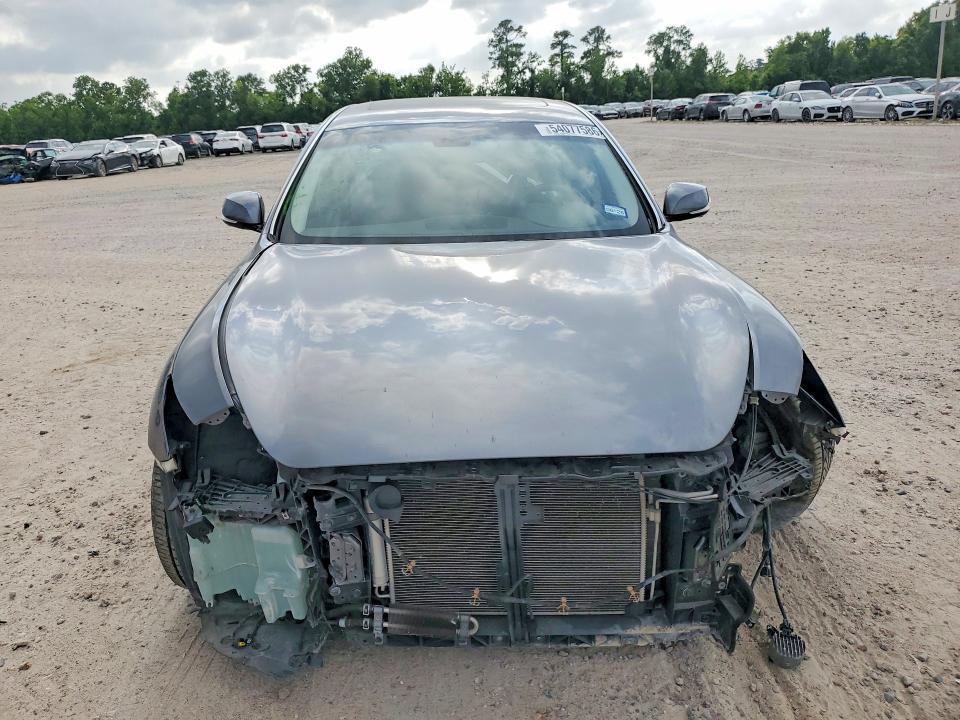 2015 Infiniti Q70 3.7