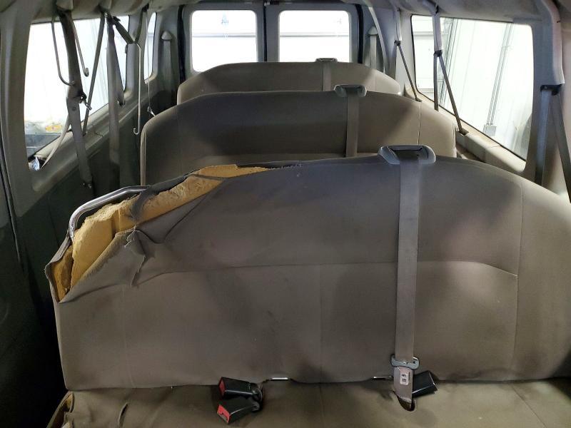 2012 Ford Econoline E350 Super Duty Wagon