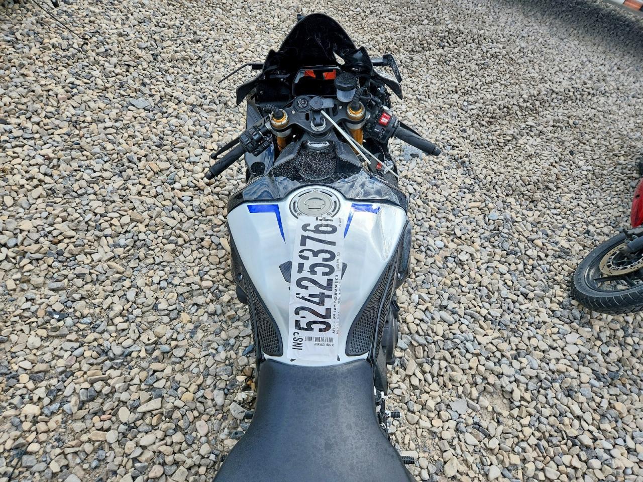 2024 Yama YZFR1M