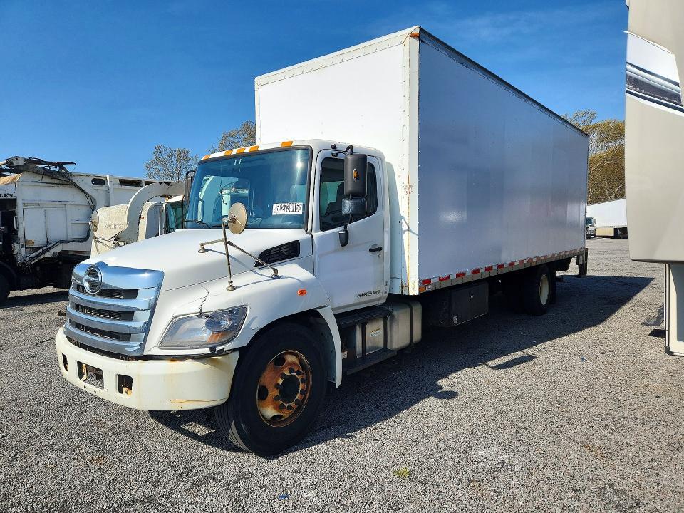 2017 Hino 258/268 BOX Truck