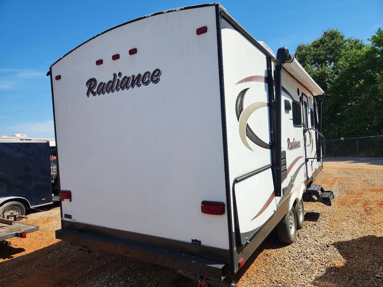 2014 Cruiser Rv Radiance Camper