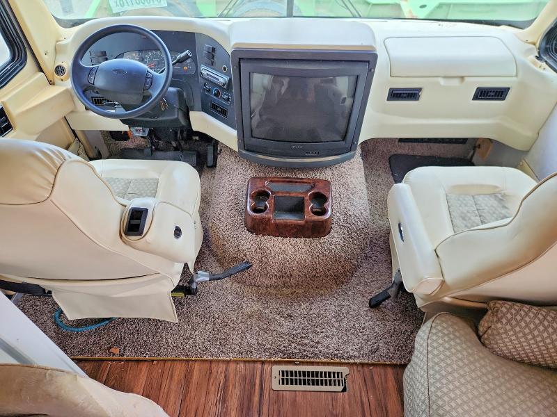 2001 Ford F550