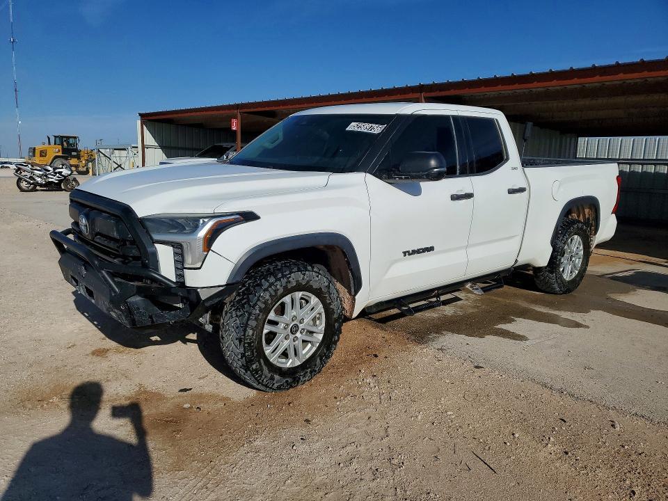2022 Toyota Tundra SR5
