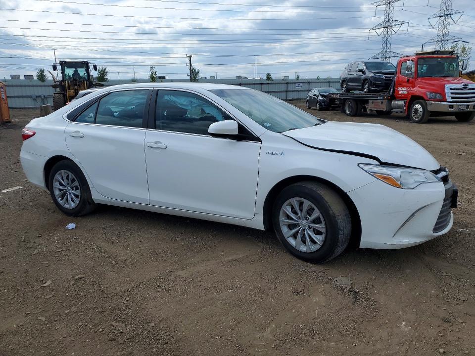 2017 Toyota Camry Hybrid le