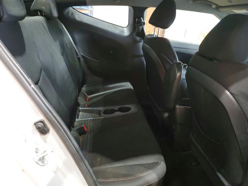 2013 Hyundai Veloster re mix