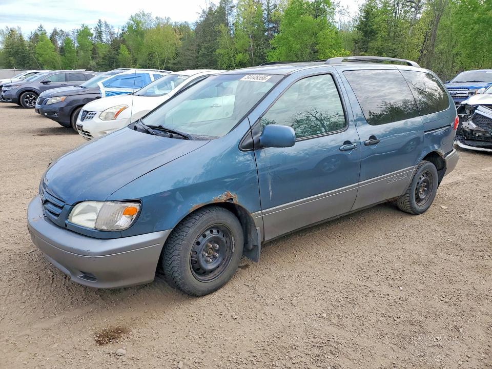 2003 Toyota Sienna le