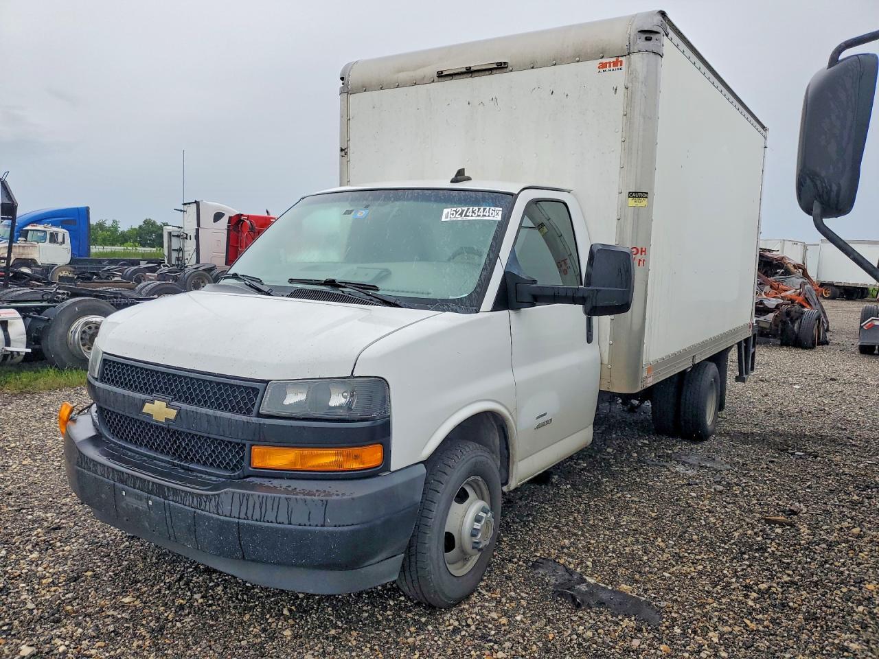 2020 Chevrolet Express G4500