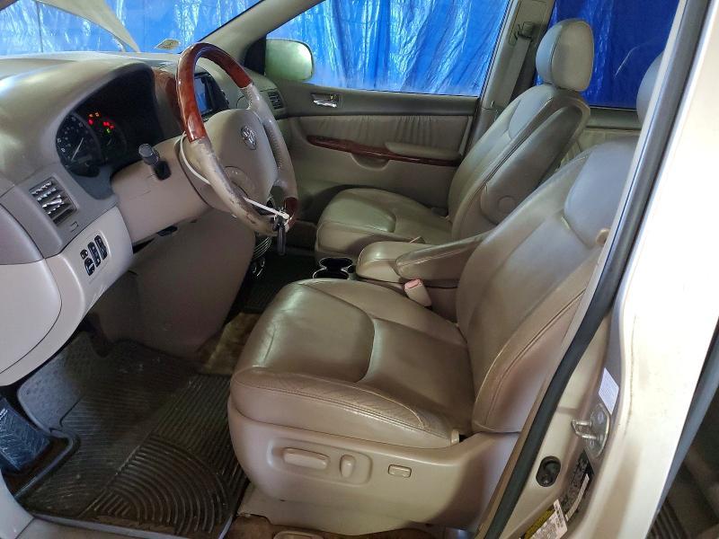 2005 Toyota Sienna