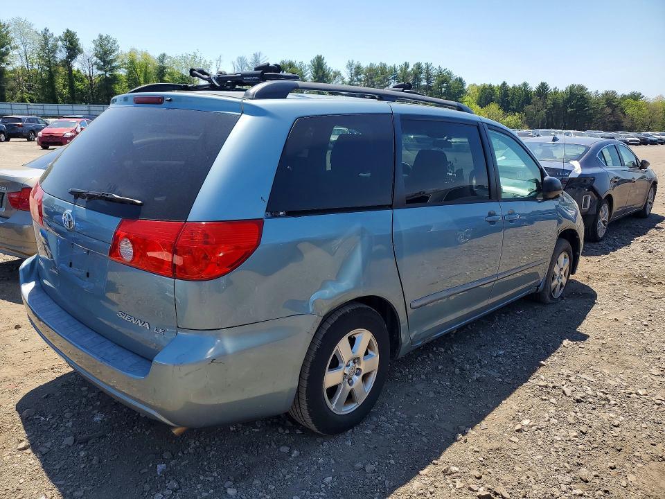 2009 Toyota Sienna le 8-passenger