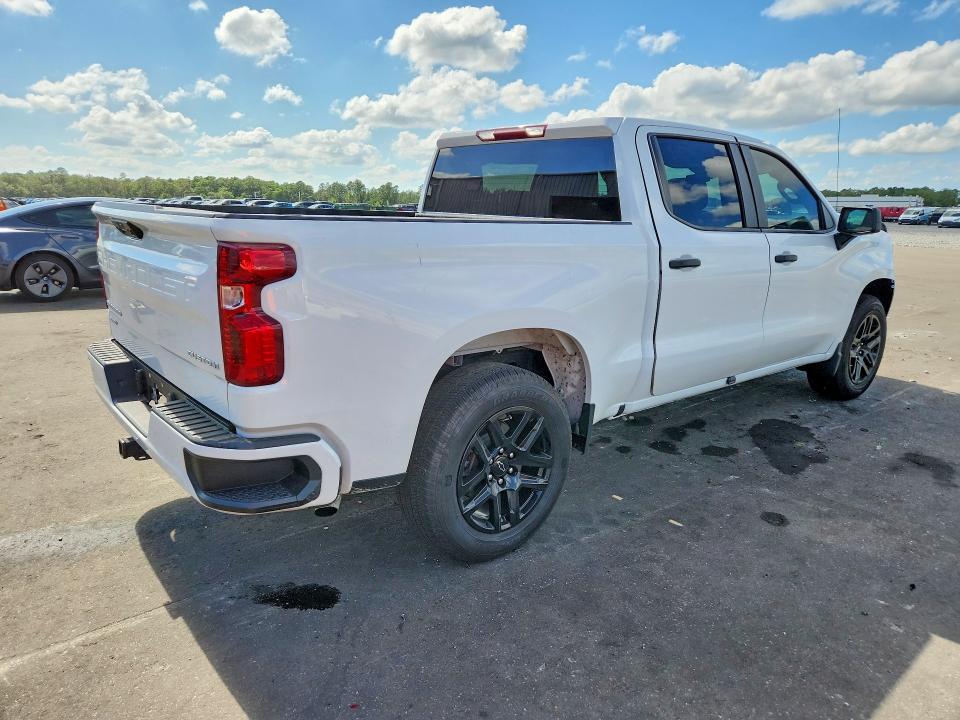 2026 Chevrolet Silverado C1500 Custom