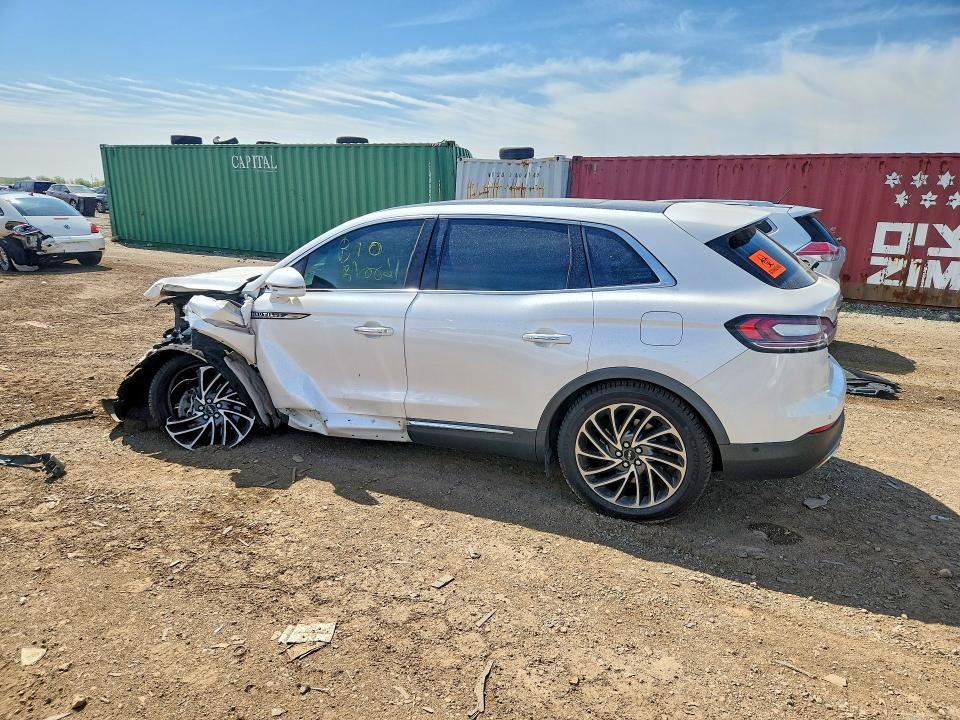 2019 Lincoln Nautilus Reserve