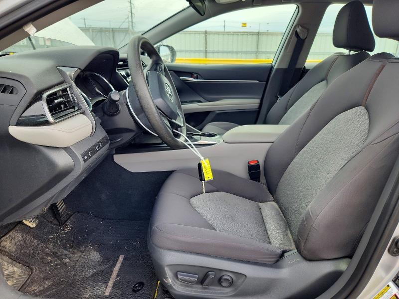 2020 Toyota Camry le