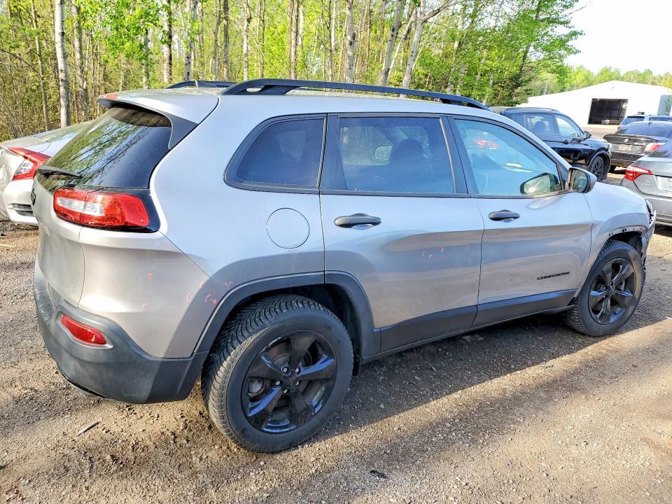 2016 Jeep Cherokee Sport