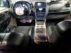 2014 Chrysler Town & Country Touring l