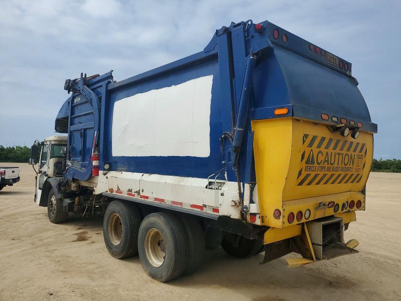 2016 Mack LR600 Refuse Truck