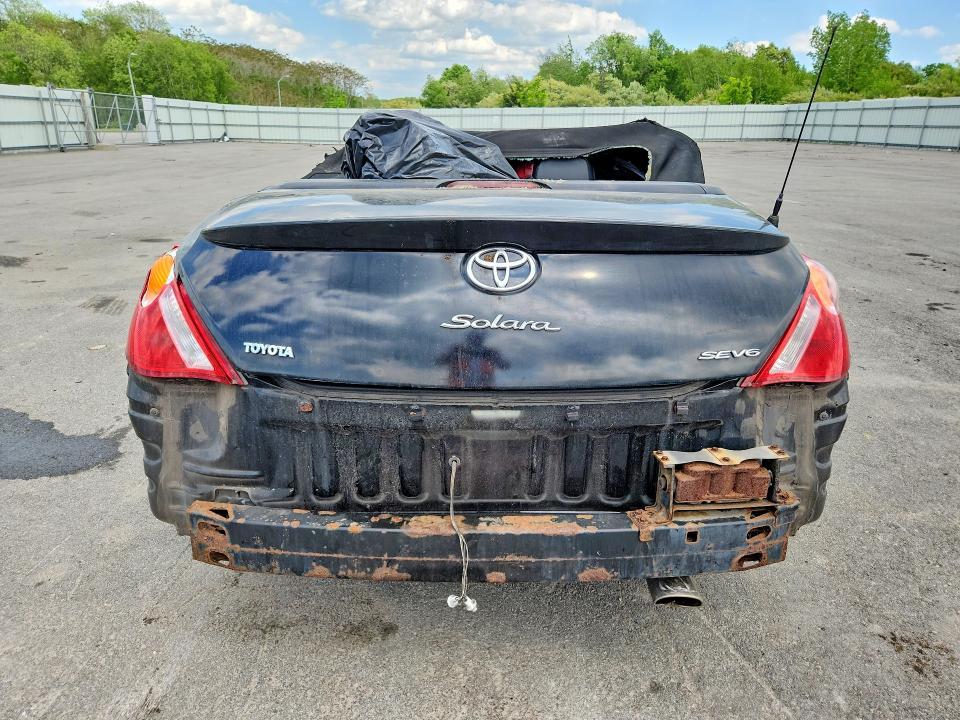 2005 Toyota Camry Solara se V6