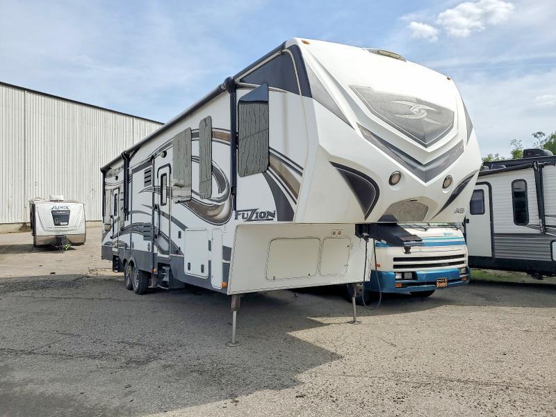 2014 Keystone Fuzion Camper