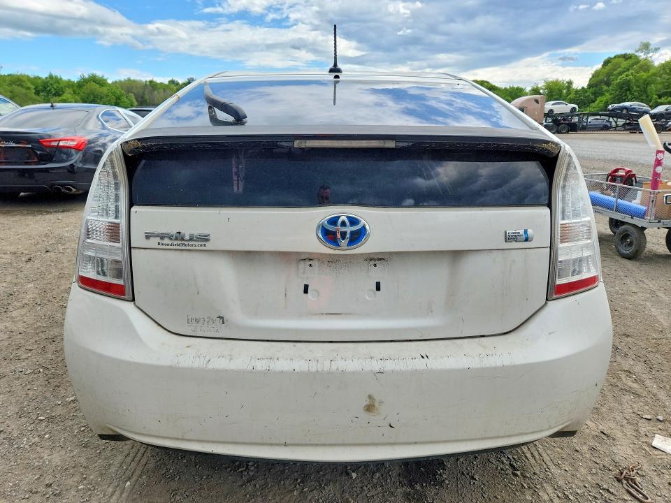2010 Toyota Prius ii