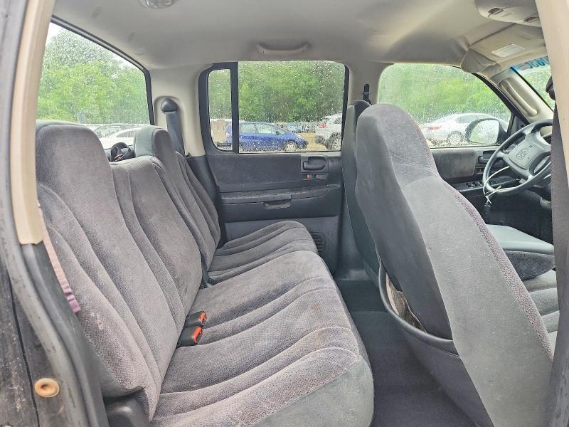 2001 Dodge Dakota Quattro