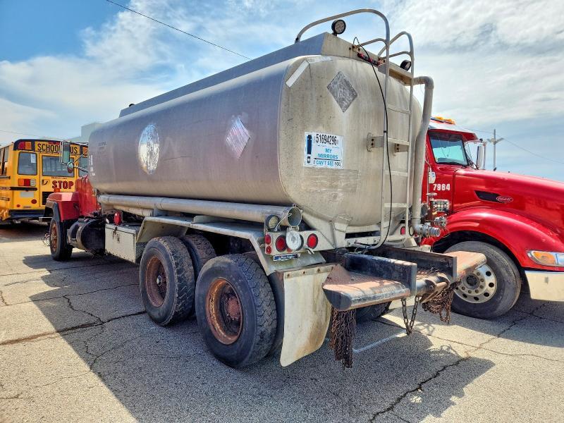 1991 Mack RD690S Tank Truck