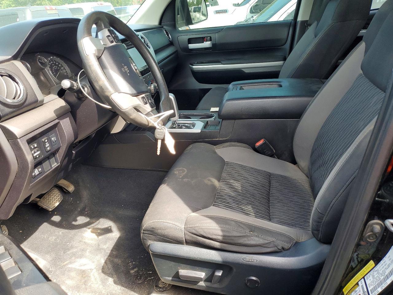 2016 Toyota Tundra SR5