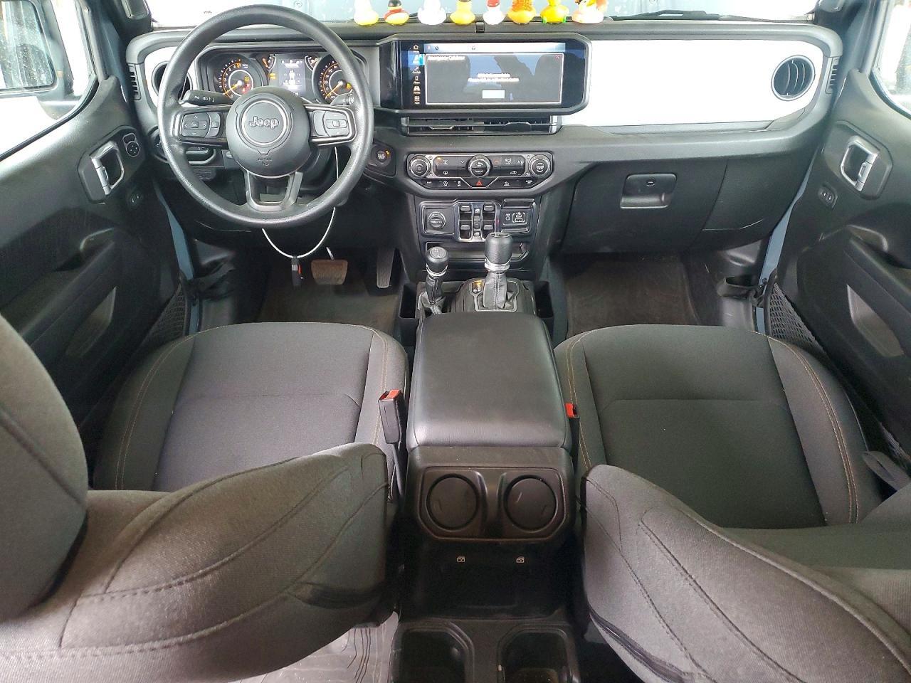 2024 Jeep Gladiator Sport