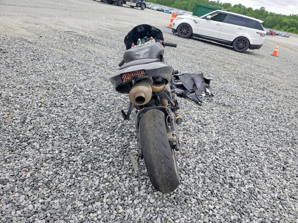 2006 Kawasaki ZX636 C1