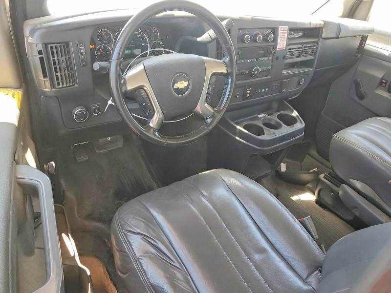2019 Chevrolet Express G3500 box Truck