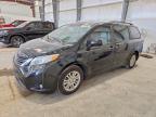 2013 Toyota Sienna xle 8-passenger