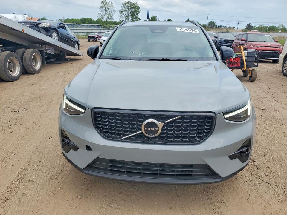 2024 Volvo Xc40 Ultimate
