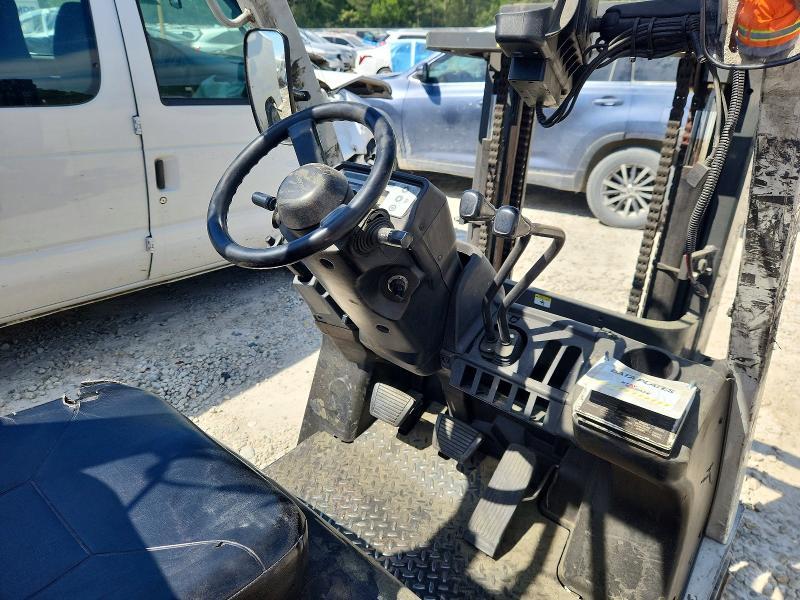 2015 Unicariers 2015 Unicarriers Forklift