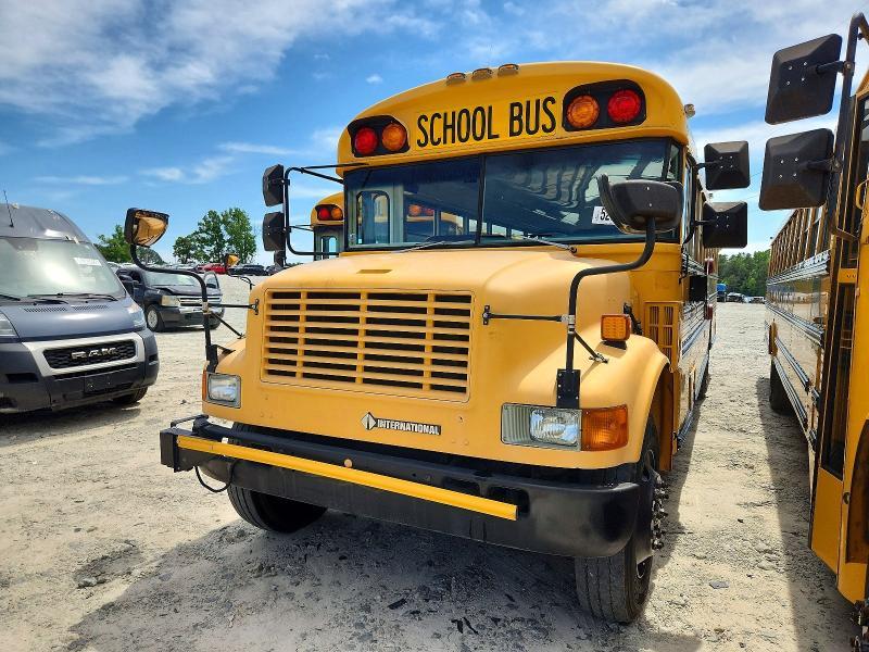1990 International 3000 3700