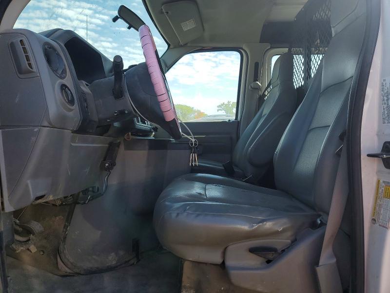 2012 Ford Econoline E250 van