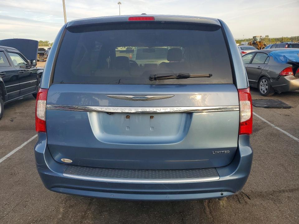 2012 Chrysler Town & Country Limited