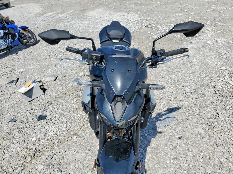 2025 Kawasaki ZR900 S