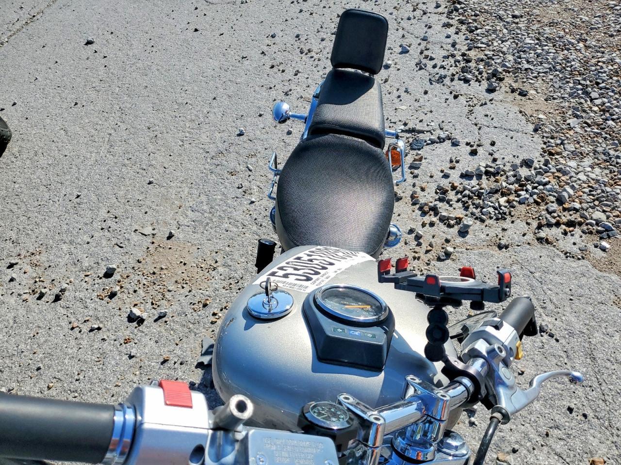 2004 Suzuki LS650 P