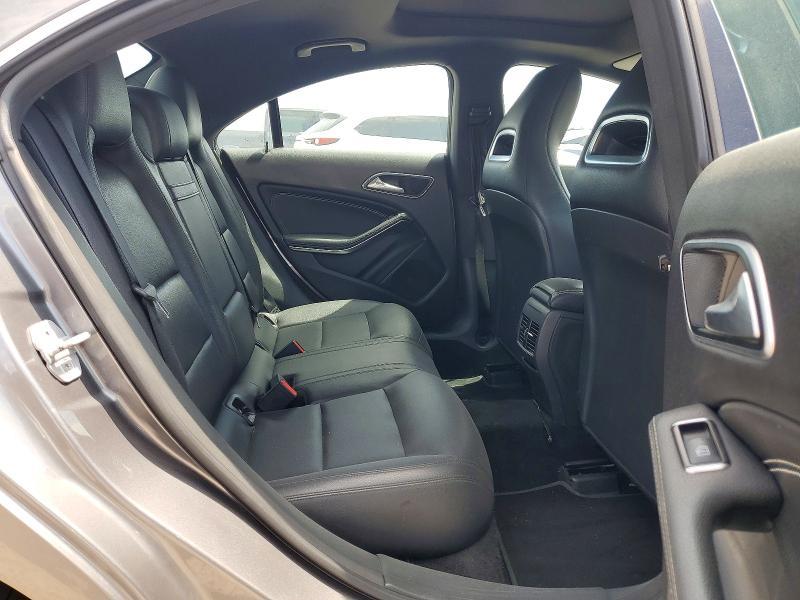 2015 Mercedes-Benz Cla 250