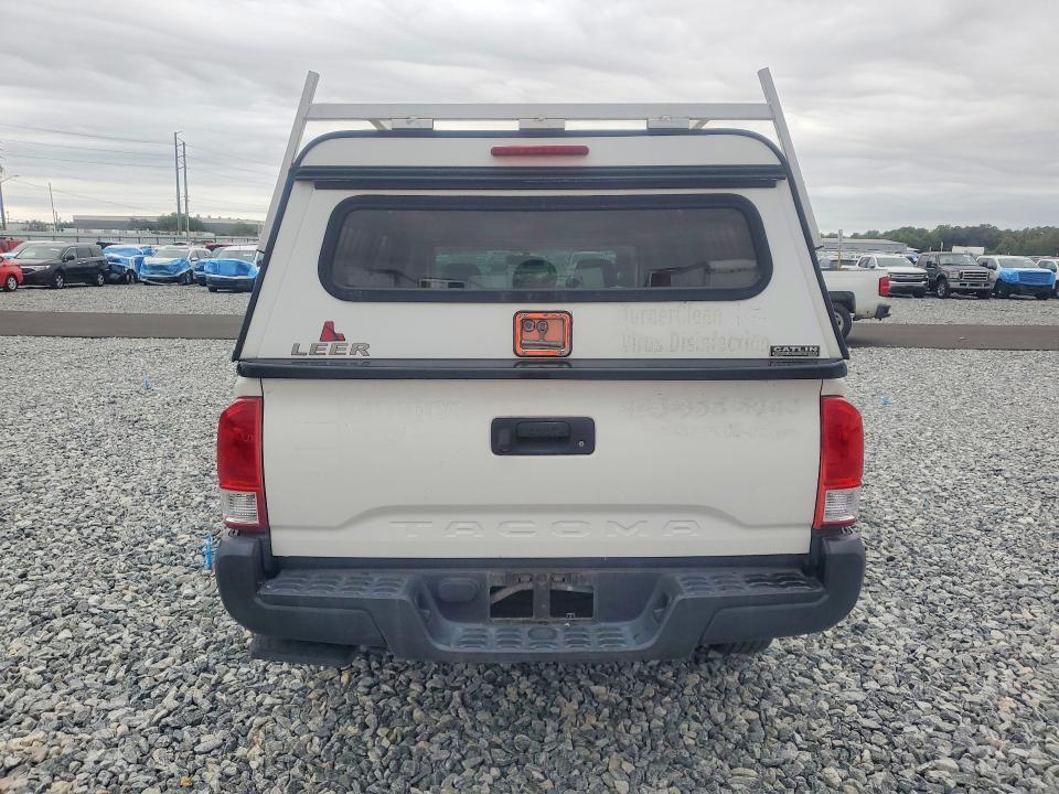 2017 Toyota Tacoma SR
