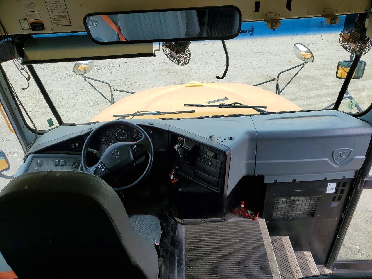 2014 Ic Corporation CE Series School Bus
