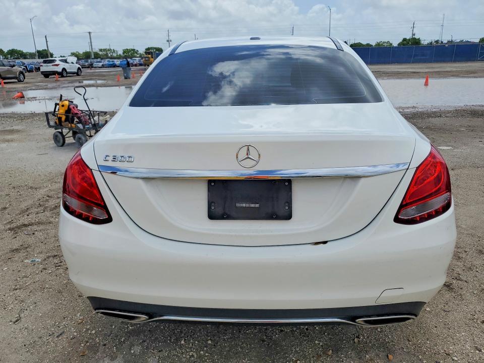 2016 Mercedes-Benz C300